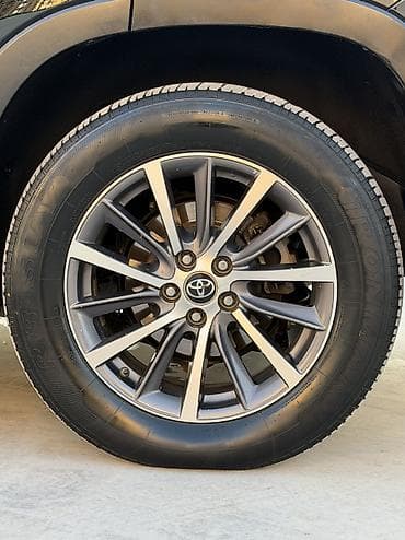 motor cycle: Toyota Highlander: 2018 г., 3.5 л, Автомат, Бензин, Внедорожник — 5