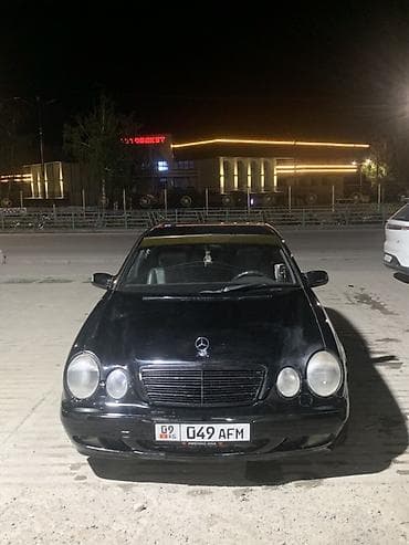 v class: Mercedes-Benz E-Class: 1999 г., Седан — 2
