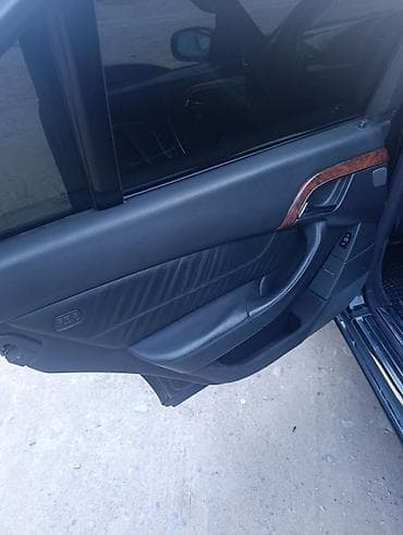 авто машина в расрочку: Mercedes-Benz C-class AMG: 2004 г., 3.5 л, Автомат, Газ, Седан — 10
