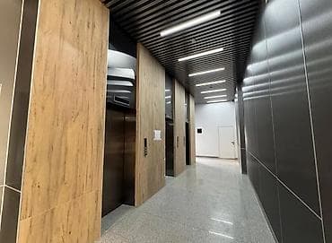 Коммерческая недвижимость: Аренда офисов, 44 м², В бизнес центре, 1 линия, С оборудованием, С отдельным сан узлом — 3