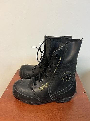 Үлпөт көйнөктөрү жана аксессуарлар: Резиновые защитные сапоги с шнуровкой (военный тип, США) - Материал — 1