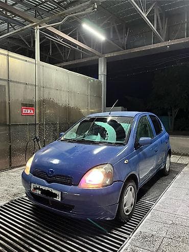коробка нексия 1: Toyota Vitz: 2000 г., 1.3 л, Автомат, Бензин, Хэтчбэк — 2