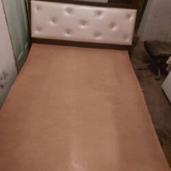 купить двуспальную кровать с матрасом бу: Двуспальная кровать, Б/у, Без матраса, длина - 200 см — 2