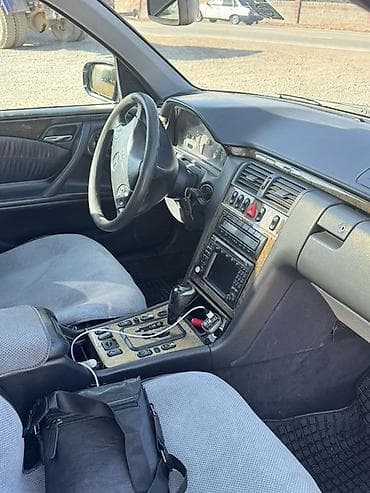 скупка авто бмв: Mercedes-Benz E-Class: 2002 г., 4.3 л, Автомат, Бензин, Седан — 8