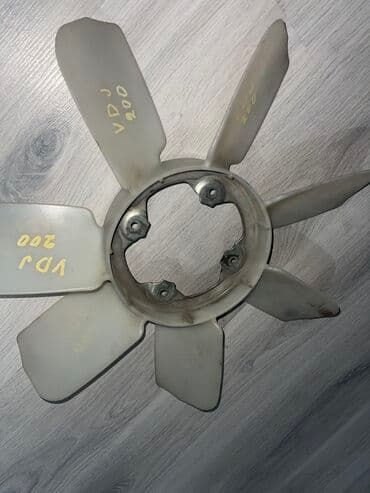 Вентилятор Toyota 2012 г., Б/у at lalafo.kg Вентилятор Toyota 2012 г., Б/у