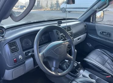 Mitsubishi Montero Sport: 2002 г., 3 л, Автомат, Бензиновая, Внедорожник
