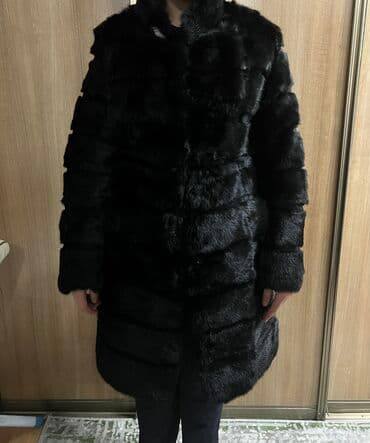 продаю в связи переездом: Шуба трансформер 3 в 1 !состояние хорошее !48 размер — 2