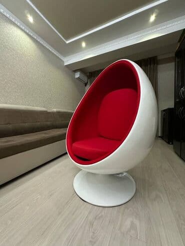 ⸻ Продам дизайнерское кресло-яйцо! Идеальный акцент для стильного