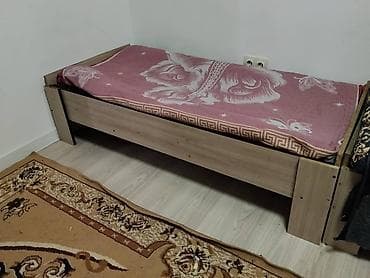 Продаётся. Детские кровати без матраса. Цена 2500с каждая at lalafo.kg Продаётся. Детские кровати без матраса. Цена 2500с каждая