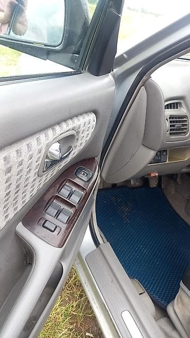 мазда 626: Mazda 626: 2000 г., Механика, Седан — 3