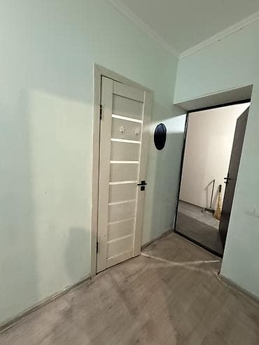 продажа однокомнатной квартиры: Сдаётся компактная студия с санузлом и кухонной зоной. Планировка и — 3