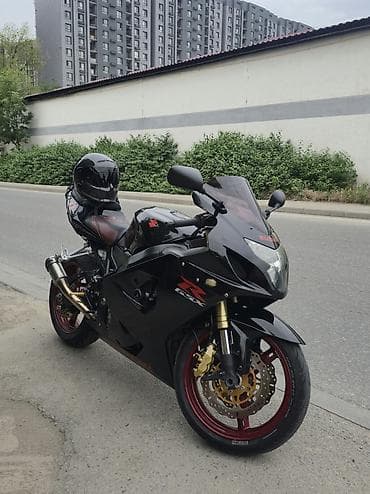 gsx suzuki: Спортбайк Suzuki, 600 куб. см, Бензин — 1