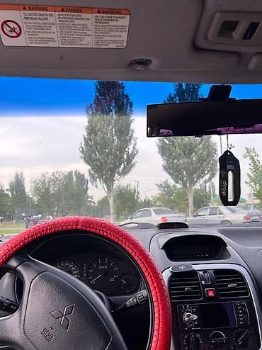 haima 3: Mitsubishi Carisma: 2002 г., 1.8 л, Автомат, Бензин, Седан — 10