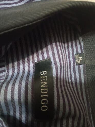 продаю в связи переездом: Продаю костюм б / у . Один раз одел. торг — 5