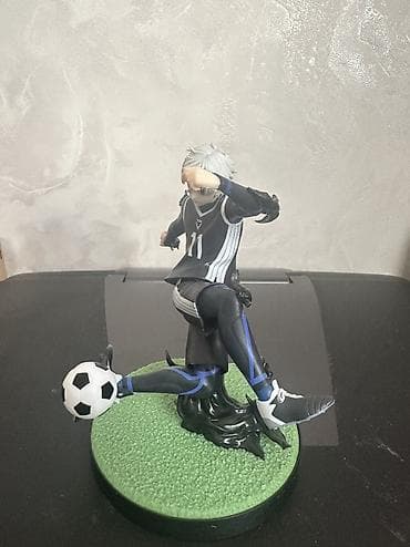Велосипеддер: Есть от фигурки коробка.Аниме-фигурка футболиста из Blue Lock — — 4