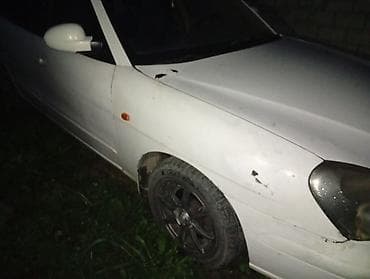 ваз лада нива: Daewoo Nubira: 1999 г., 1.5 л, Механика, Бензин, Седан — 4