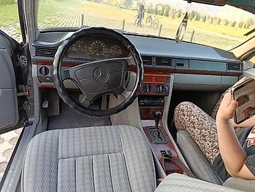 a6 c4: Mercedes-Benz W124: 1993 г., 2.2 л, Автомат, Бензин, Седан — 9