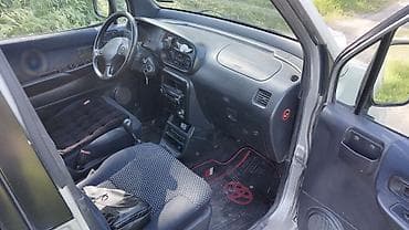 dd oo: Daihatsu Move: 2001 г., 0.1 л, Механика, Бензин, Минивэн — 3