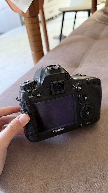 фотоаппарат моментальной: Canon EOS 6D Продаю Canon 6D, б/у, в хорошем состоянии. Камера — 2
