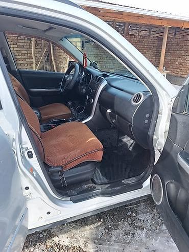 м 119: Suzuki Grand Vitara: 2007 г., 2 л, Механика, Бензин, Кроссовер — 5