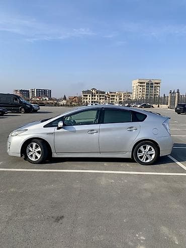 Унаа сатып алуу: Toyota Prius: 2010 г., Гибрид, Хетчбек — 8