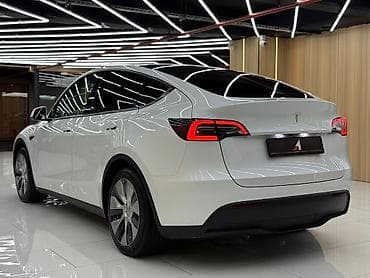 Продажа авто: Tesla Model Y: 2023 г., 0.1 л, Автомат, Электромобиль, Кроссовер — 3