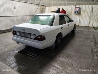 бу наборы ключей: Mercedes-Benz W124: 1989 г., 2 л, Автомат, Седан — 18