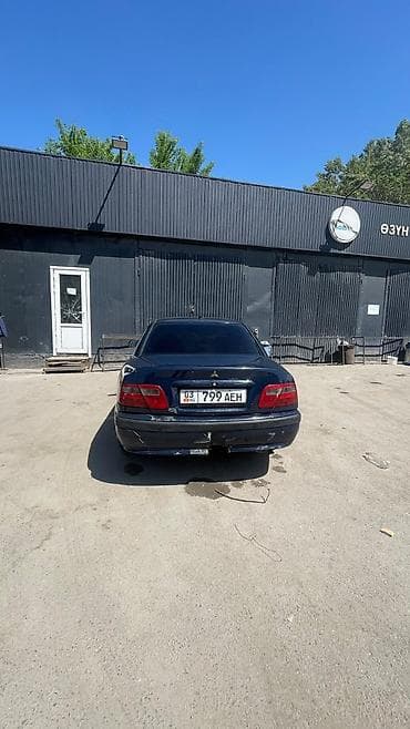 купить авто в караколе: Mitsubishi Carisma: 2002 г., 1.6 л, Автомат, Бензин, Седан — 3