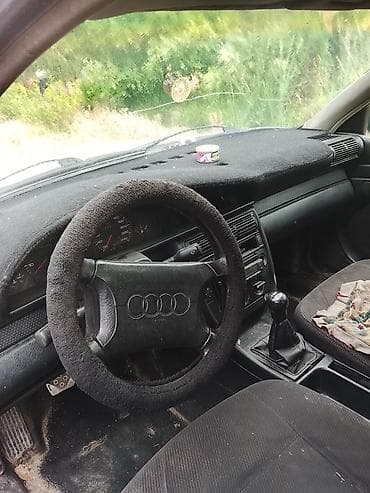 я ищу тико: Audi 100: 2000 г., 2.3 л, Механика, Бензин, Седан — 4