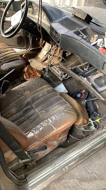 mr 2: BMW 5 series: 1985 г., Механика, Бензин, Седан — 3