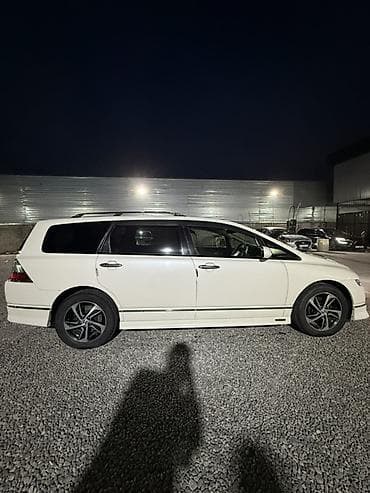 авто минивен 7 мест: Honda Odyssey: 2005 г., Бензин, Универсал — 3