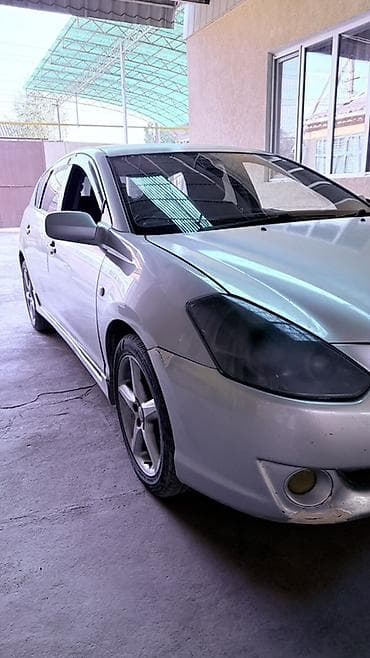 авто компании: Продаю 2.0 
Пробег 350тыс
Мотор коробка норм 
Обмена нет — 4