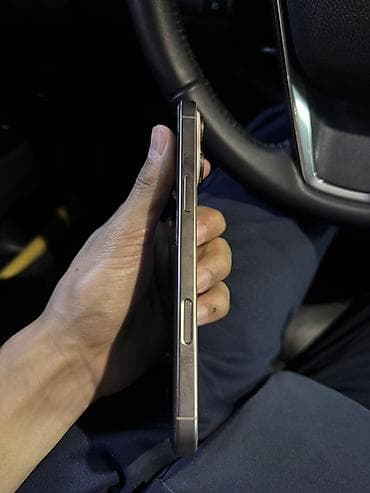 j7 2017: IPhone 16 Pro Max, Б/у, 512 ГБ, Белый, Коробка, 92 % — 4