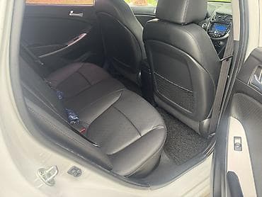 mazda 1: Hyundai Accent: 2019 г., 1.4 л, Вариатор, Бензин, Седан — 9