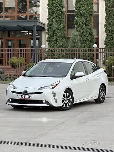 клима: Toyota Prius: 2020 г., 1.8 л, Автомат, Гибрид, Лифтбек — 1