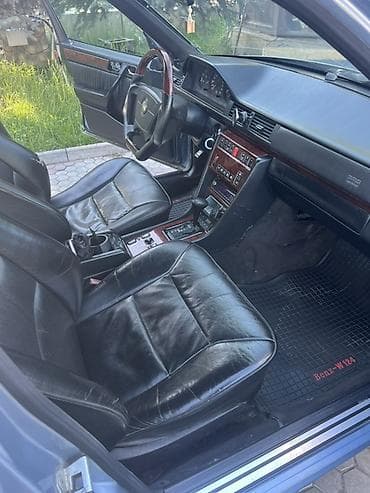 hyundai polisat: Mercedes-Benz W124: 1994 г., 3.2 л, Автомат, Газ, Седан — 10