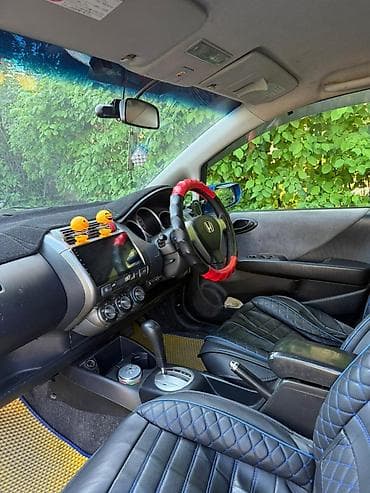 hoda fit: Honda Fit: 2005 г., 1.3 л, Автомат, Бензин, Хэтчбэк — 10