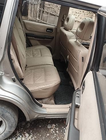 hyundai xcient: Nissan X-Trail: 2003 г., 2 л, Ручные, Дизель, Кроссовер — 3