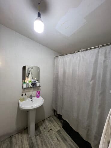 дом квартира бишкек: Дом, 7 м², 2 комнаты — 12