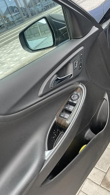 торг: Chevrolet Malibu: 2019 г., 1.3 л, Вариатор, Бензин, Седан — 6