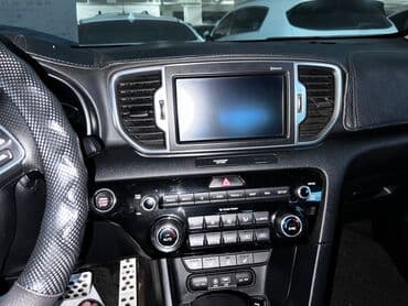 Накидка на панель +оплетка руля
Kia Sportage 2018