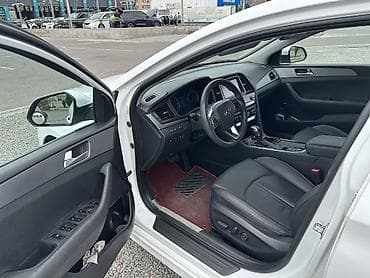 Hyundai Sonata: 2021 г., 2 л, Автомат, Газ, Седан — 7