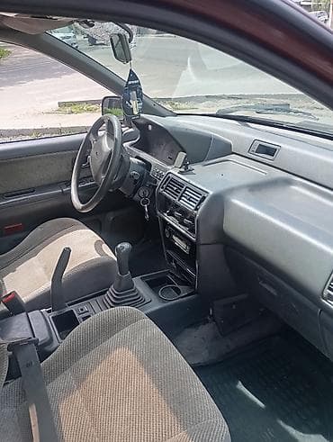 мотор жок: Mitsubishi Space Wagon: 1992 г., Вэн/Минивэн — 5