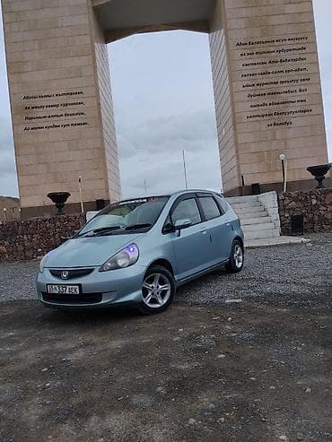 авто ру кыргызстан бишкек: Honda Fit: 2002 г., 1.3 л, Автомат, Бензин, Хетчбек — 4