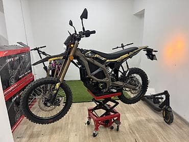 Продаю Surron Ultra Bee 2026 года пробег небольшой 300км аккумулятор