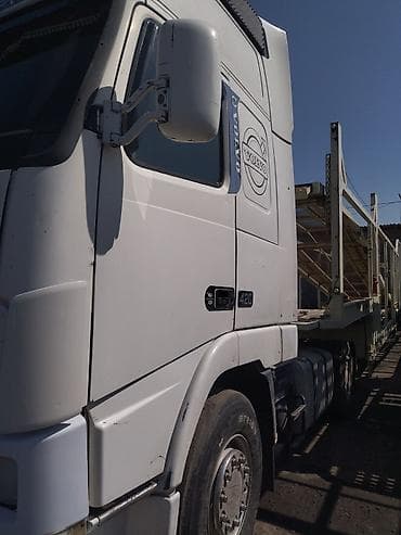 bid e5: Тягач, Volvo, Тентованный — 2