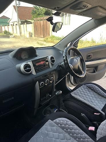 corolla s: Toyota Ist: 2003 г., 1.5 л, Автомат, Бензин, Фастбек — 8