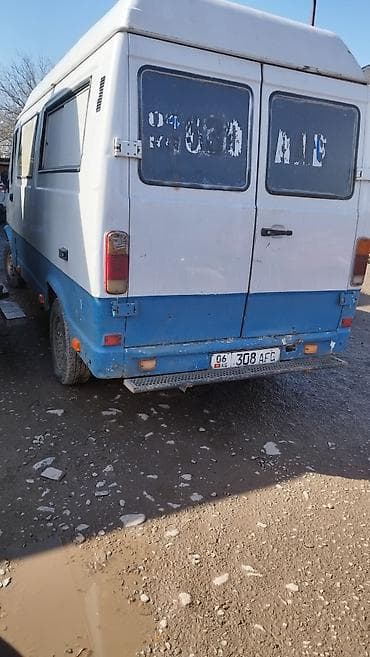 аварийный авто: Mercedes-Benz T1: 1989 г., 2.9 л, Дизель, Бус — 1