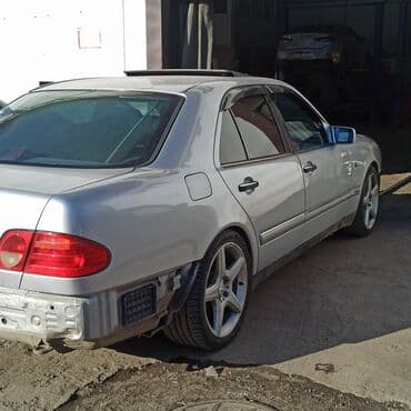 диски на мл: Литые Диски R 18 Mercedes-Benz, Комплект, отверстий - 5, Б/у — 1