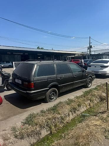 Volkswagen Passat Variant: 1991 г., 1.8 л, Механика, Бензин, Универсал — 3